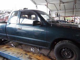 1997 Toyota Tacoma SR5 Green Extended Cab 2.4L AT 2WD #Z23160